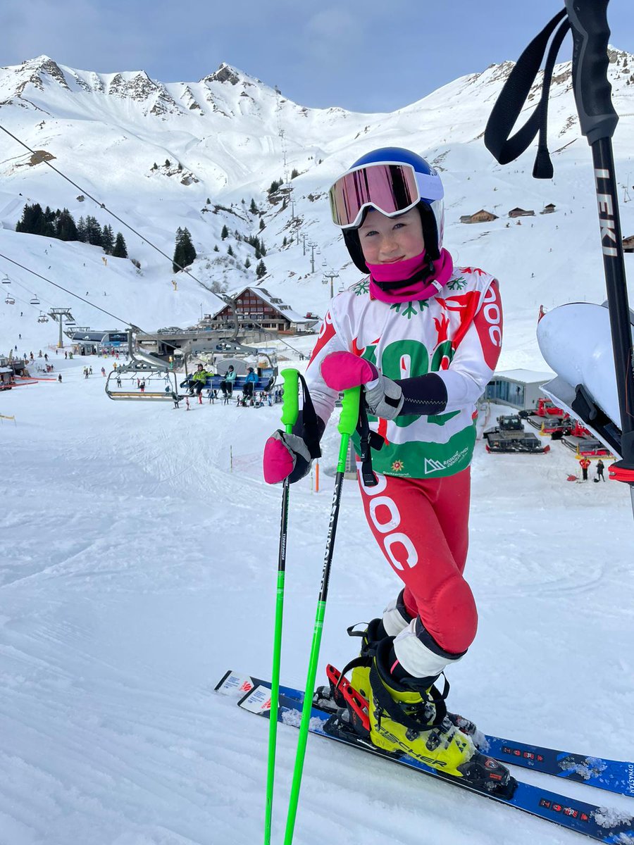 On your marks, get set, ski!

We are at the Welsh Alpine Ski Championships in Champéry, twinned with Llandudno in 🏴󠁧󠁢󠁷󠁬󠁳󠁿🇬🇧

The Championships deepen the strong bilateral sporting links between 🇬🇧&🇨🇭, and promote great cultural exchanges!

#greatwintersports #happychamps #travelaware