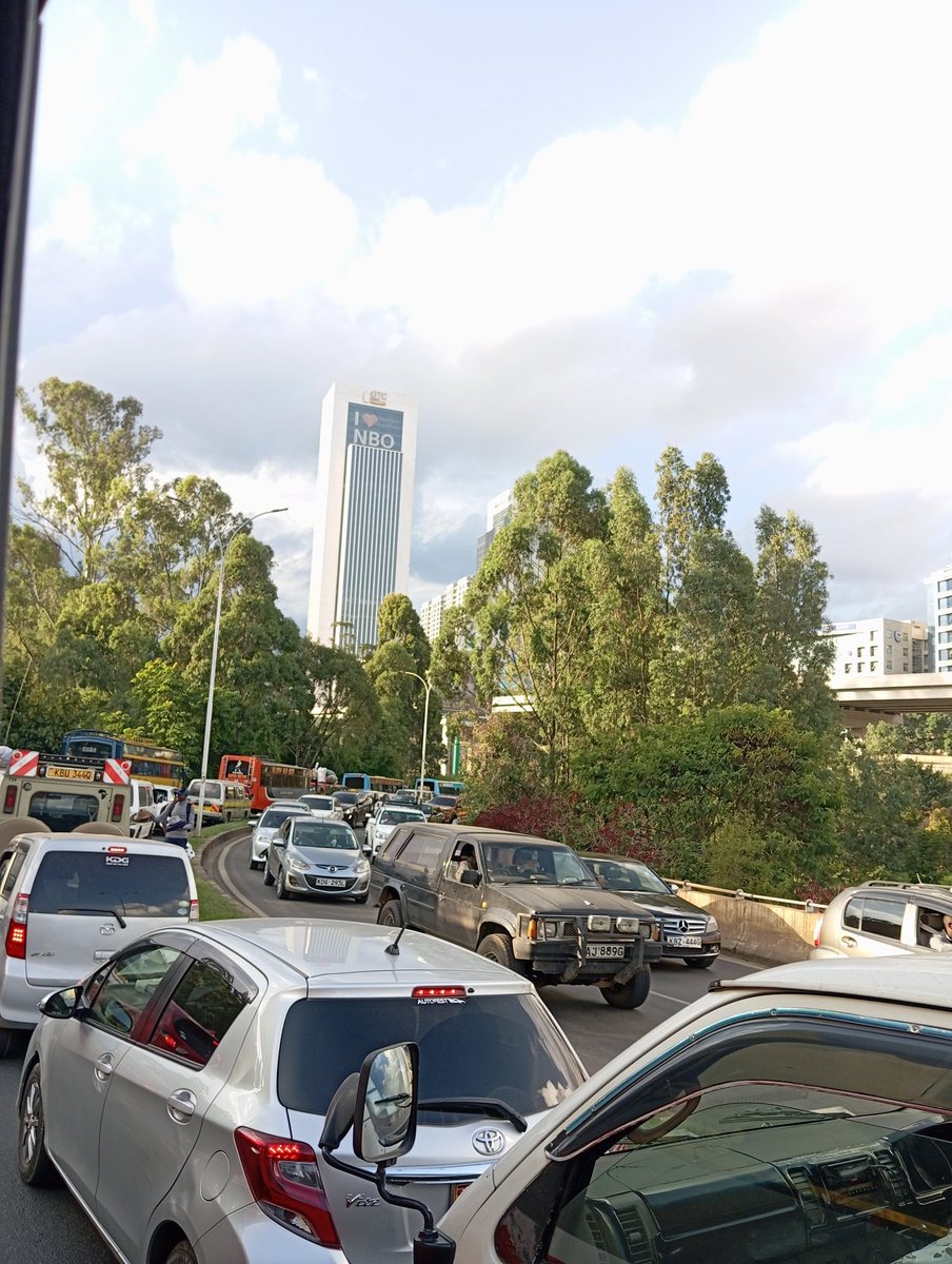 Jay_Baraka's tweet image. Sharing  Nairobi with you.

#Scapes 

@augustinevickie how is it?