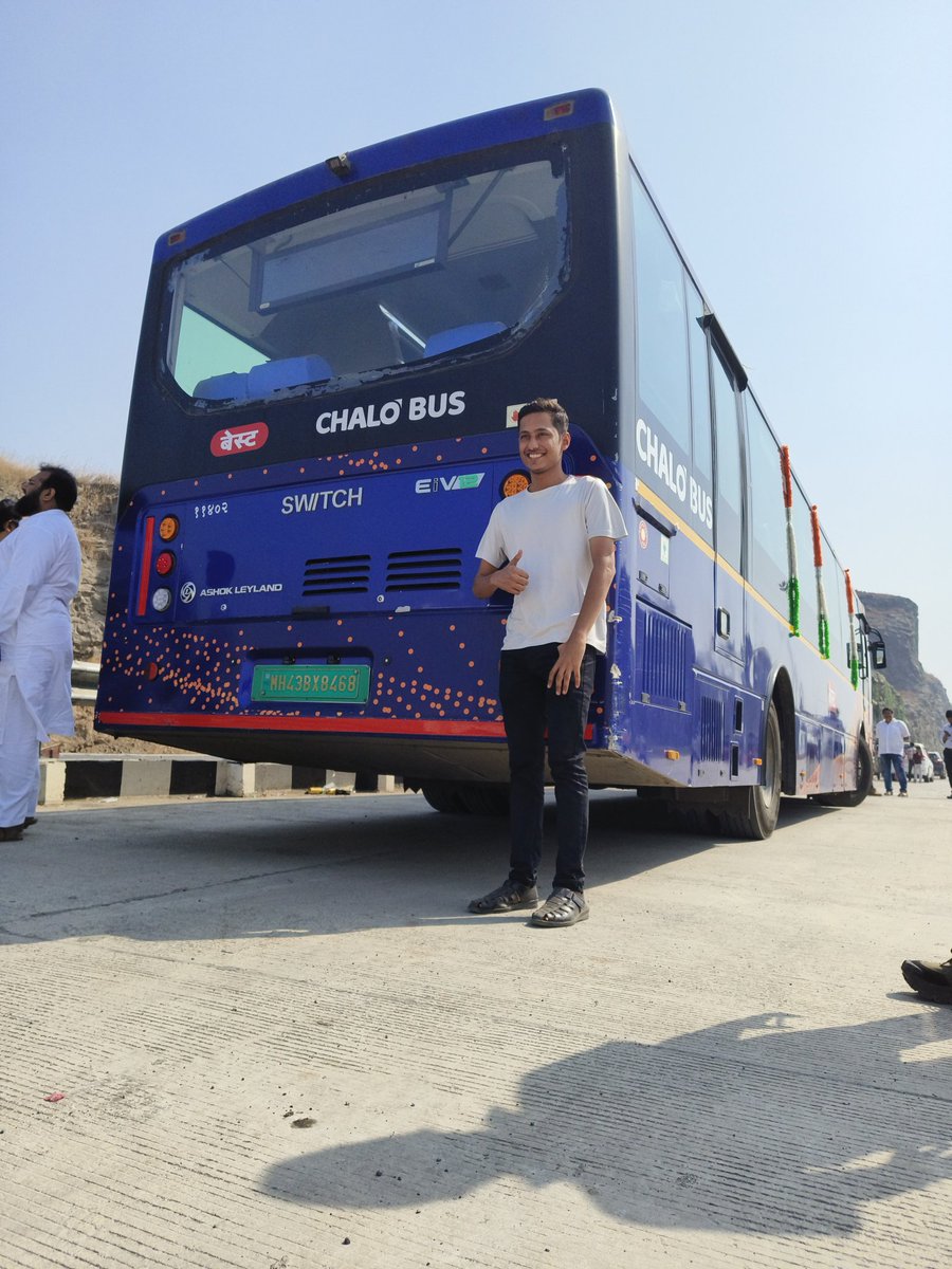 JustParass's tweet photo. Such an amazing day with the Chalo crew and community members! We had a blast experiencing the newly inaugurated Atal Setu MTHL. Big thanks to the @chaloapp for organizing such a lovely day! ๐ #ChaloBusUnity #MTHL https://t.co/PJPbYUTOjx