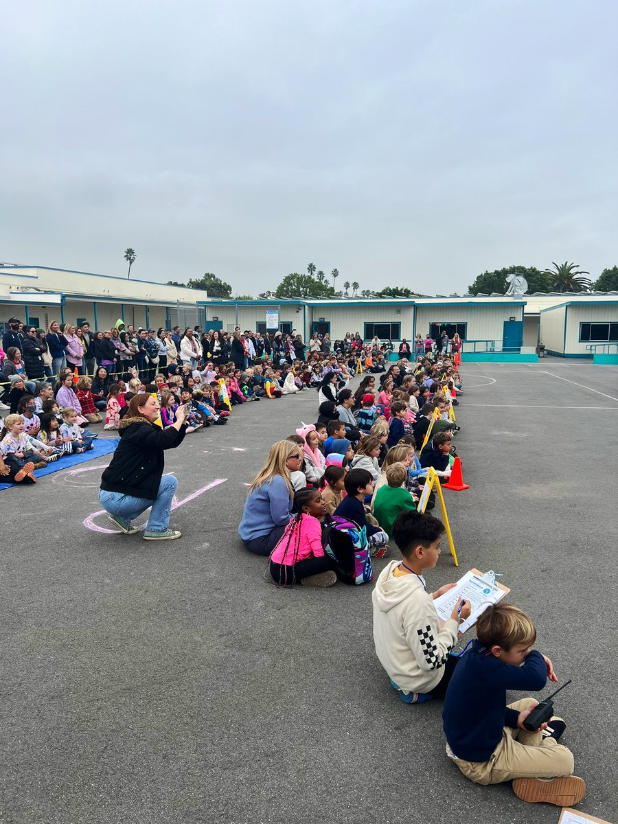 amyonyendu's tweet photo. What a thrill!! Our inaugural #RooseveltRevUP community event was such a huge success! π΄ββοΈ Inspiring insights from BMX riders on being good citizens and upstanders. A powerful blend of sportsmanship and community building! π #RevUPSuccess #FlashbackFriday https://t.co/4i1WfET7vu