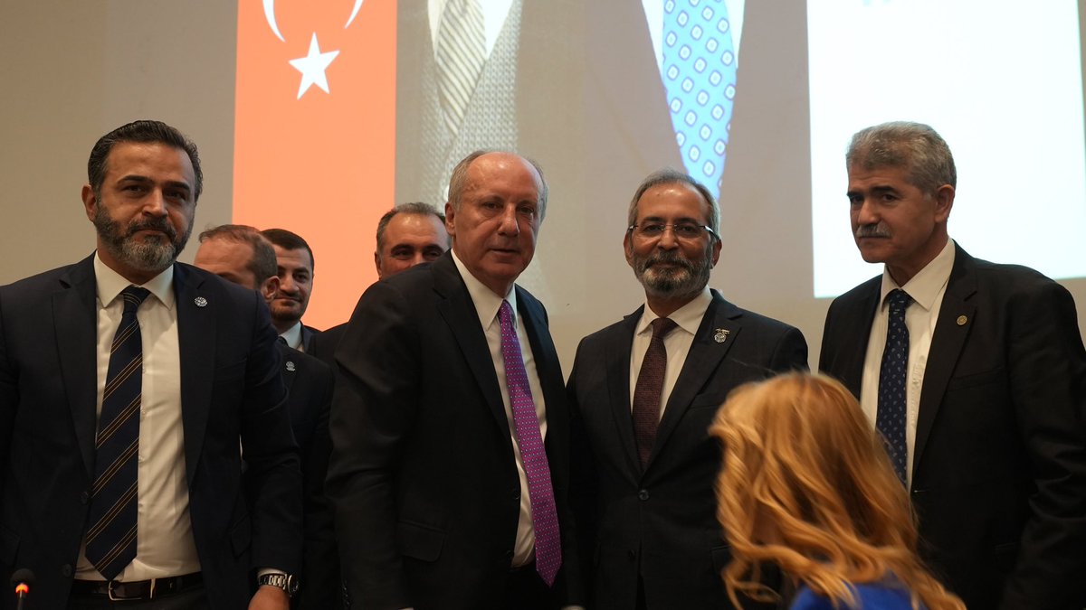 BİZİM MESELEMİZ
MEMLEKET MESELESİ

Güzel Tarsus'umuzun riske edilemeyeceğini, ateşe atılamayacağını, halkın buna müsade etmeyeceğini bugün bir kez daha Ankara'dan dile getirdik...

Her zaman söylediğim gibi "HALK SİYASETİN ÜSTÜNDEDİR!" Dünkü onurlu mücadelemiz, Hak Hukuk Adalet