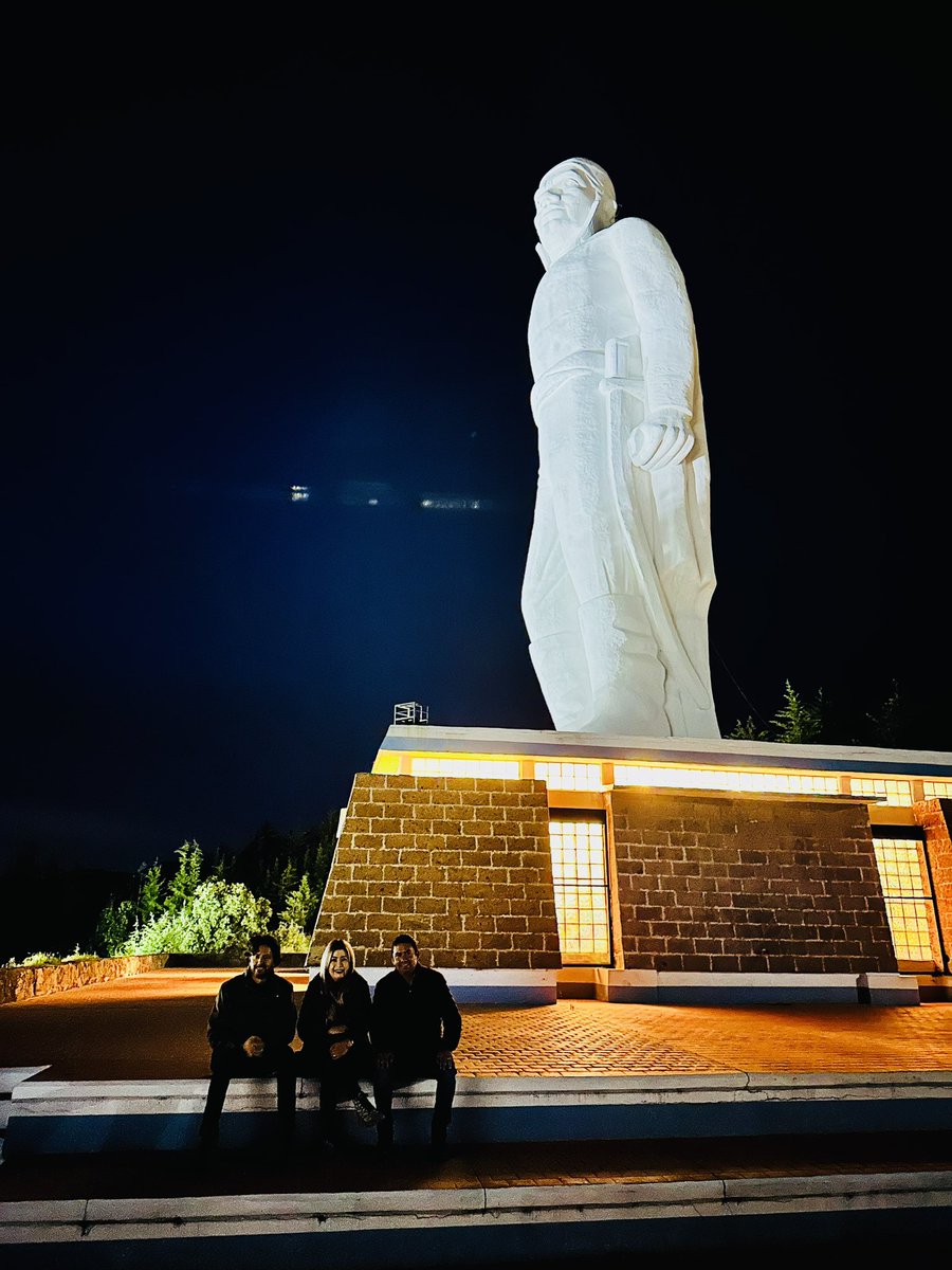 “CON CINCO HOMBRES COMO MORELOS PODRÍA CONQUISTAR EL MUNDO”. Napoleón Bonaparte 
#EquipoADMM
#Morelos
#FelizViernesATodos