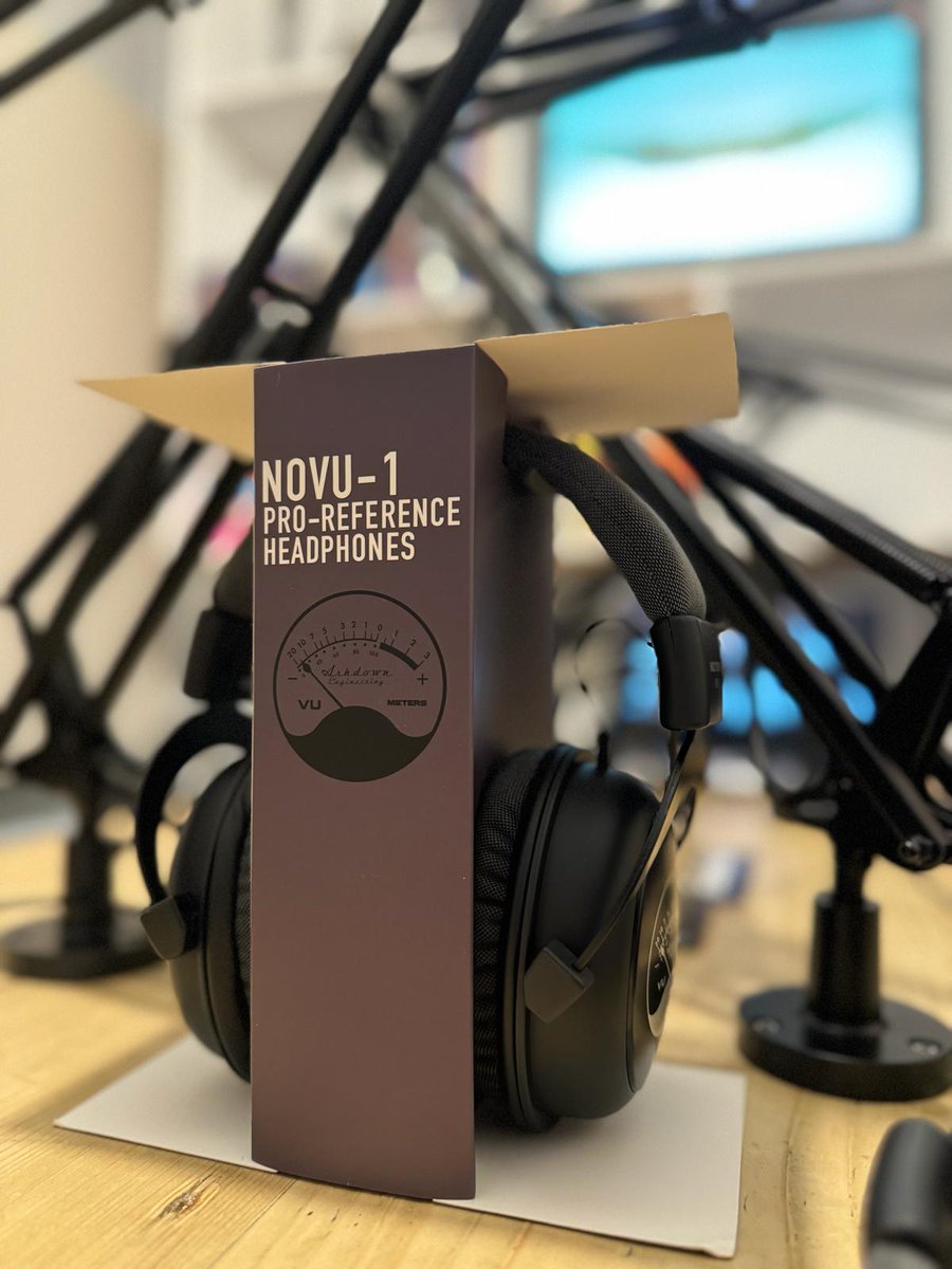 Punch Studios tweet media