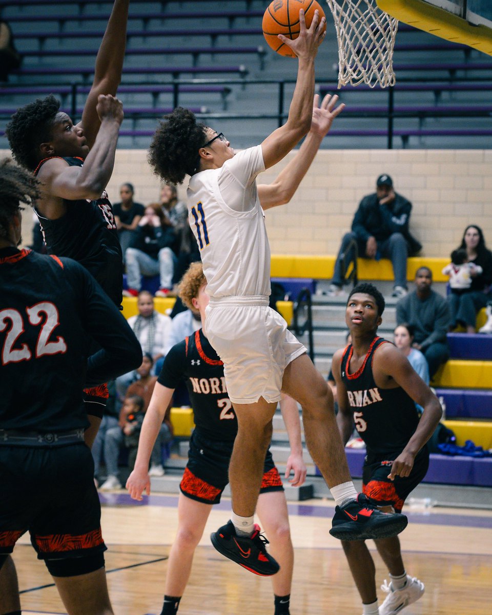 On the road tonight @ PC West!
Boys only for JV &amp; Varsity.
JV - 4:30pm
Varsity - 6:30pm
Pop Out! 😈