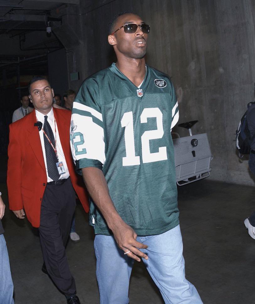 blakenyjets's tweet photo. 4 years since we lost the legend. RIP Kobe. https://t.co/7DdO7fqe7H