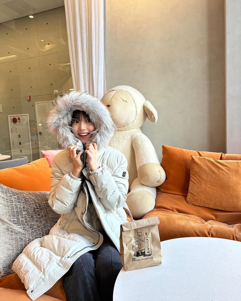 imtjsdn's tweet photo. 진짜너무너무커여워 https://t.co/ywdfZMcDdB