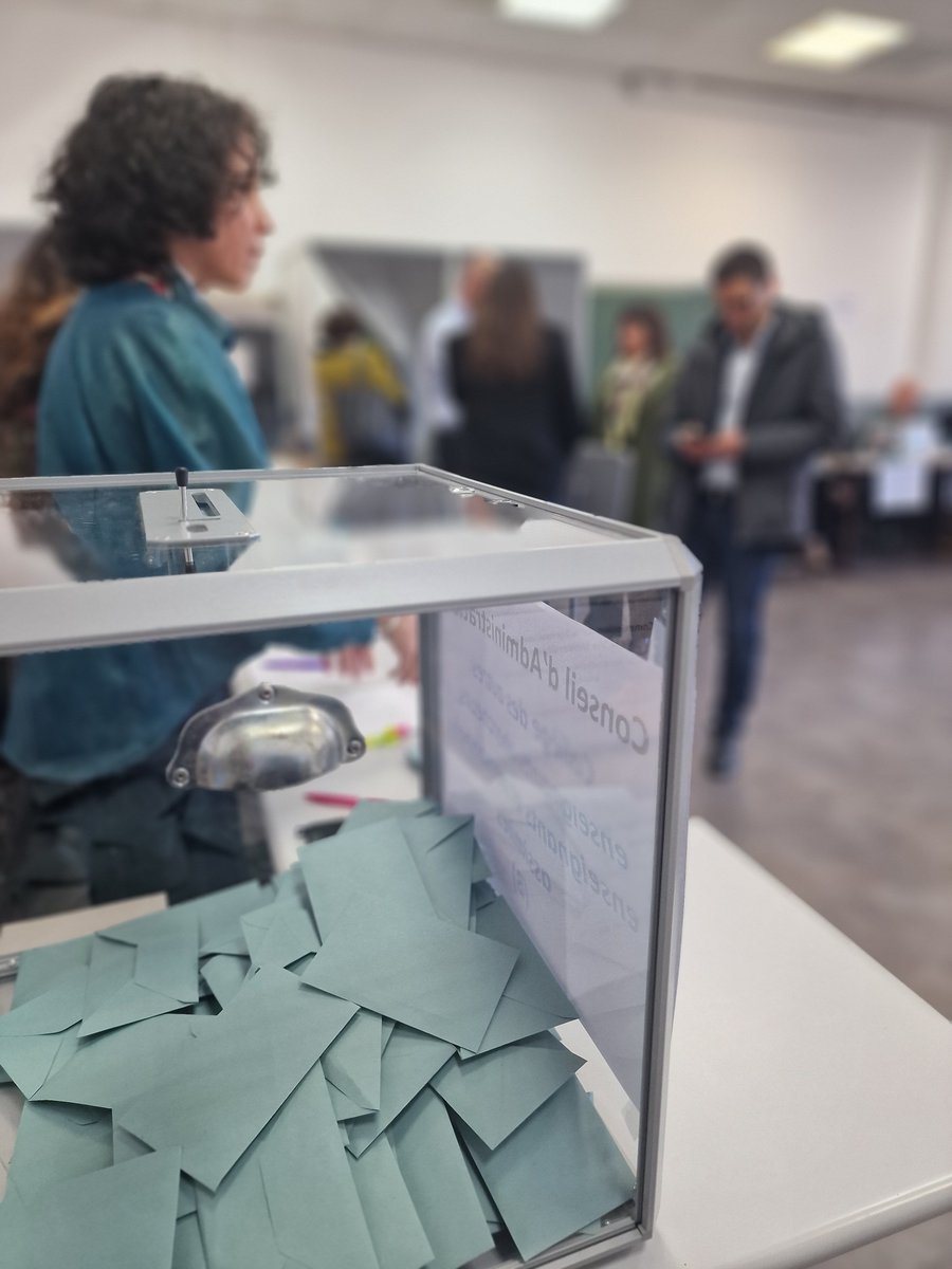 UnivCorse's tweet photo. #ELECTIONSUNIVERSITAIRES
🚨🗳 Les résultats des élections des Conseils Centraux sont en ligne !

Le taux de participation s’élève à environ 71% chez les enseignants et enseignants chercheurs, 74% chez les personnels administratifs et techniques et 19% chez les étudiants. https://t.co/Tp8hgpXJ6L