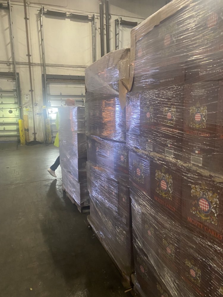 MonteCarloVodka's tweet photo. Product heading to HardRock Hotel &amp; Casino in Punta Cana.
$LRGR https://t.co/4dSksM5zet