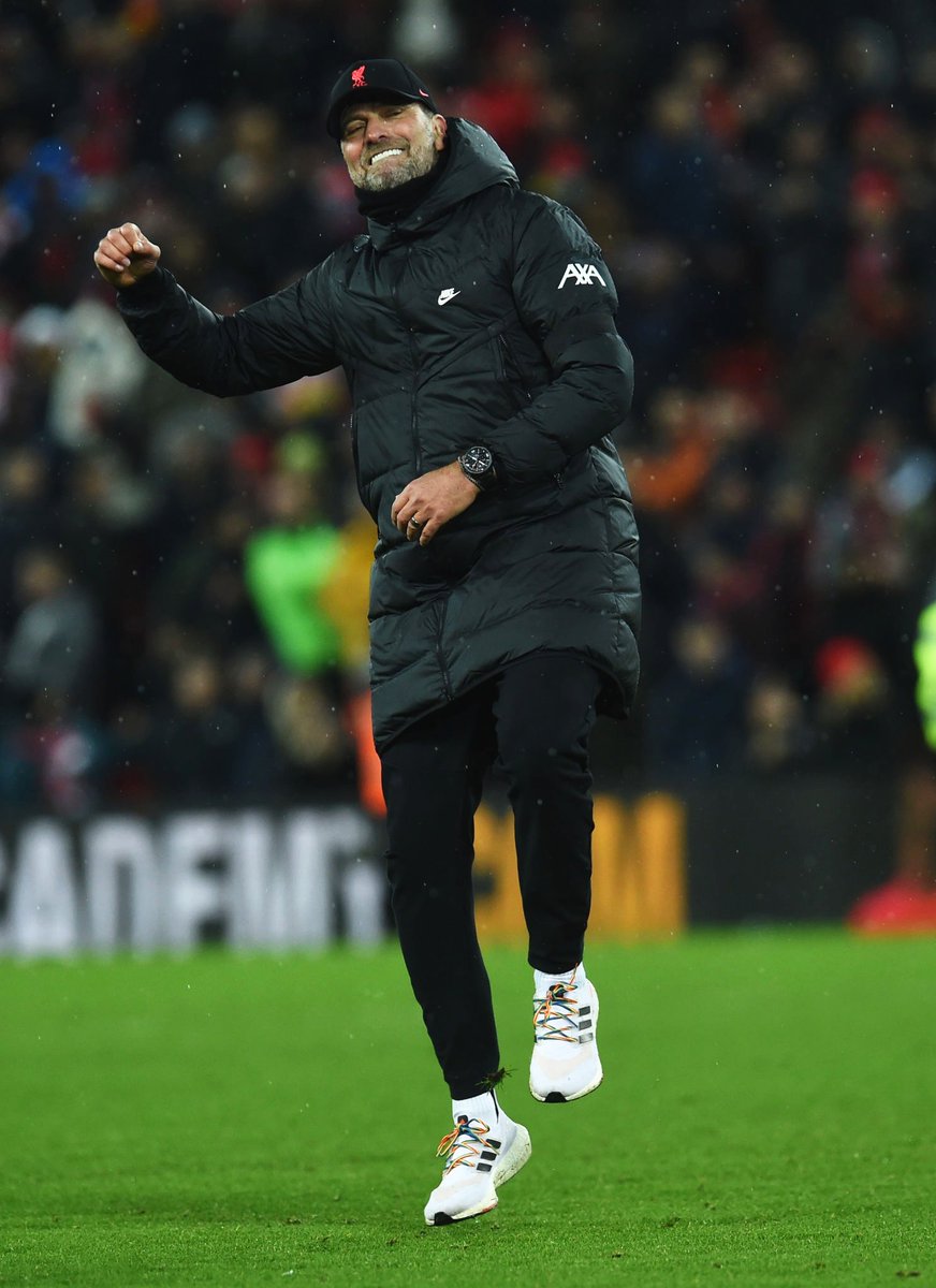 MarkVZ's tweet photo. @LFC "It's not important what people think about you when you come in. It's more important what they feel about you when you leave." YNWA https://t.co/sGqFLDikKk