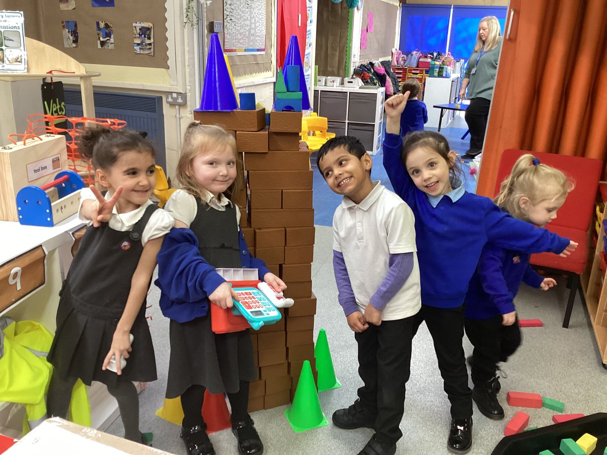 Turton_SP_P's tweet photo. We have had some very busy and proud builders on site today! #StPaulsEarlyYears https://t.co/khVrCJ0K0i