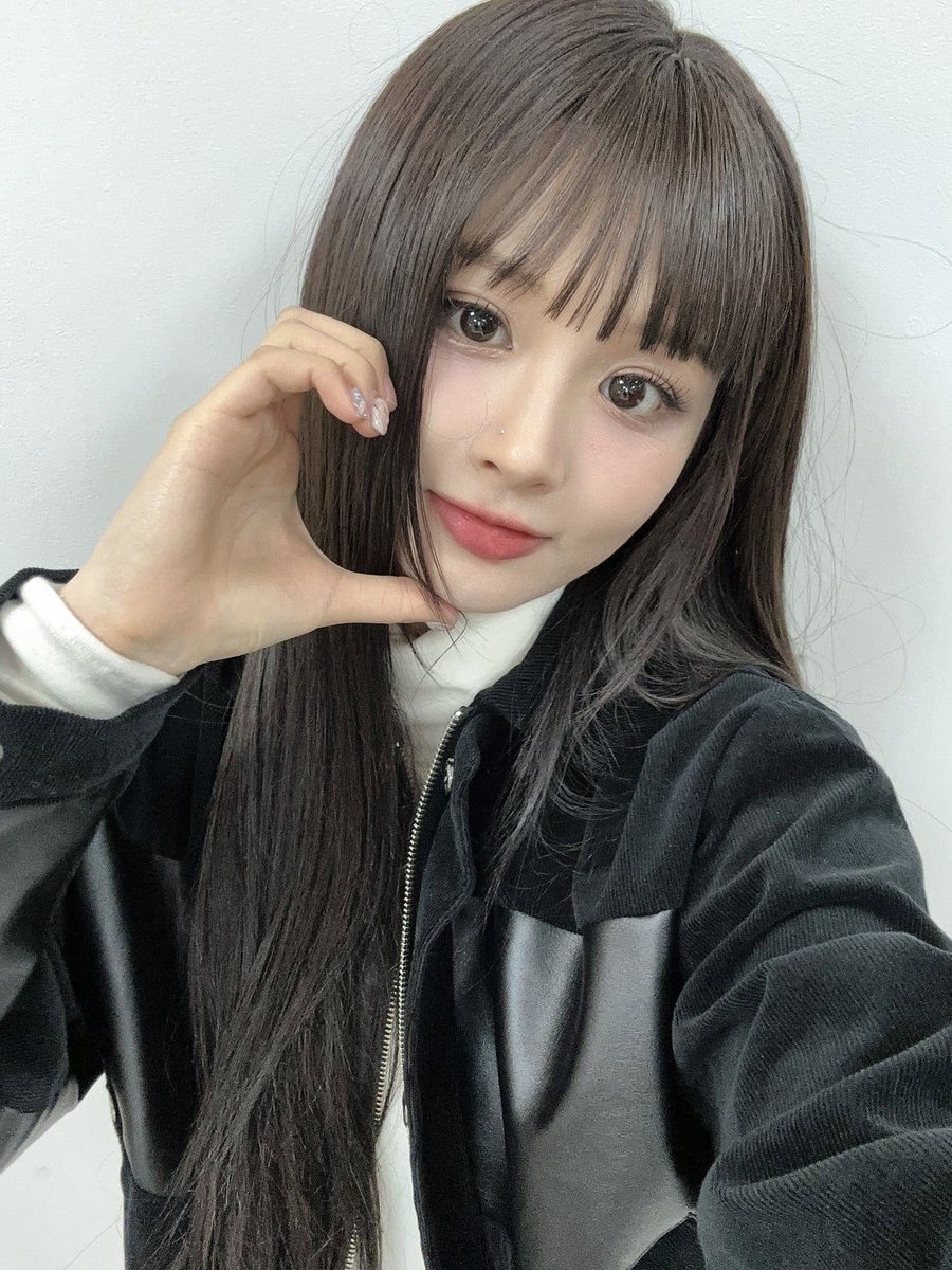 [🐰] HAPPY SULLYOON DAY

🐰💗💐🌠🦌

#NMIXX #엔믹스
#설윤 #SULLYOON
#HAPPY_SULLYOON_DAY
#설레고_떨리는_설윤DAY