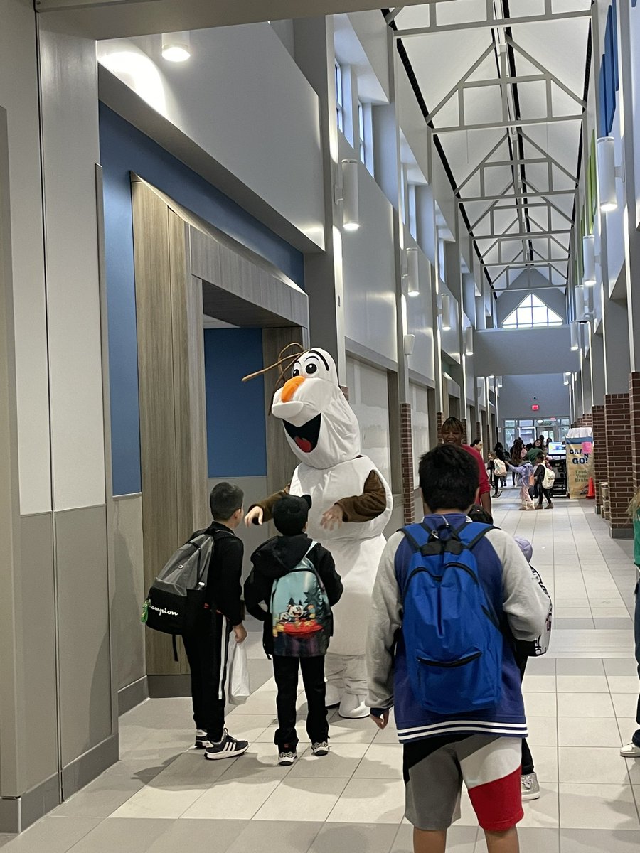 Debbie Johnson (@deb4change) on Twitter photo First grade always making arrival on Friday a celebration! <a href="/KirkElementary/">Kirk Elementary</a> First grade always making arrival on Friday a celebration! <a href="/KirkElementary/">Kirk Elementary</a>