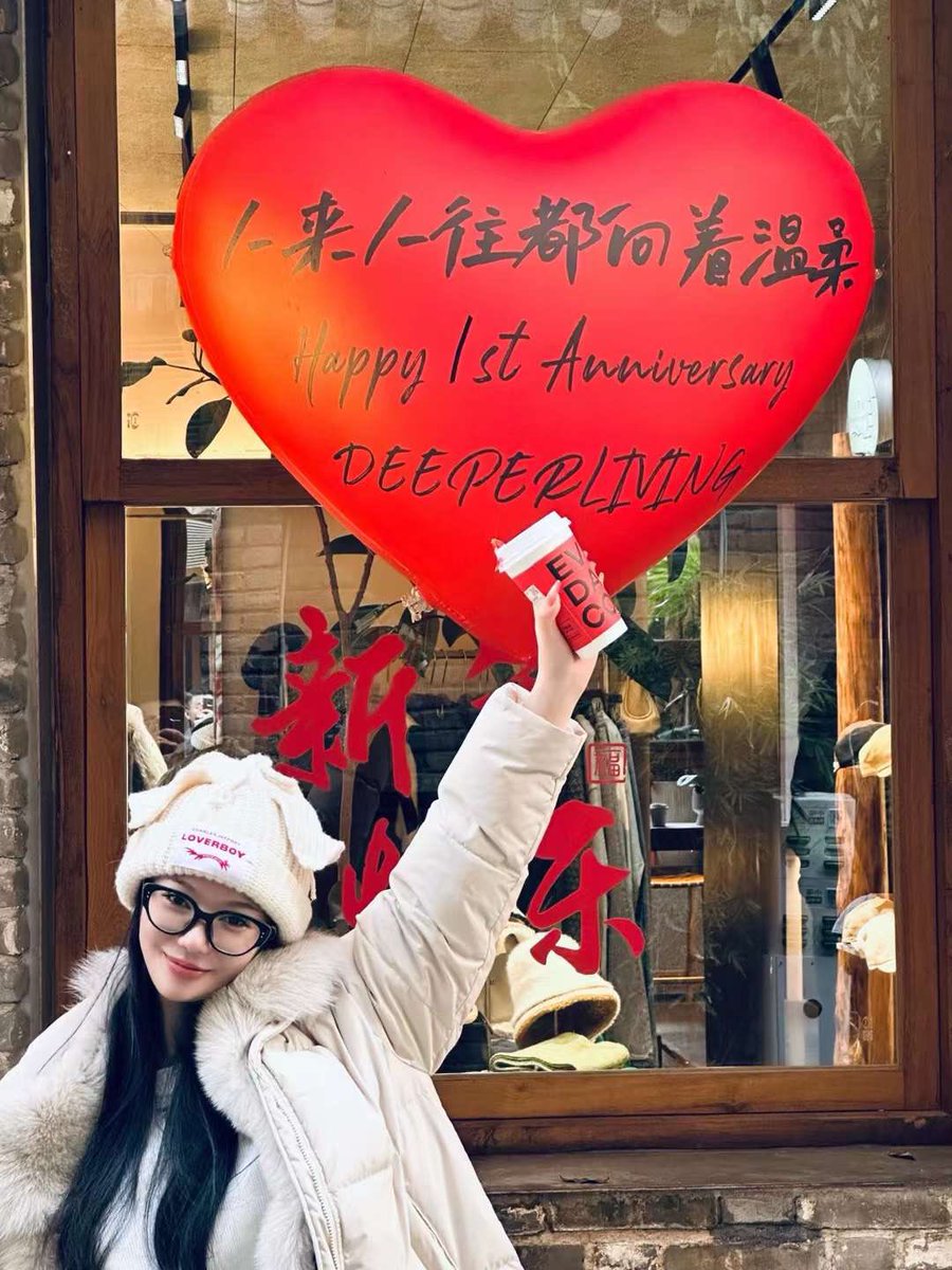 caitlin_zeng's tweet photo. 又活了一天 https://t.co/zlpXjdX5Dd