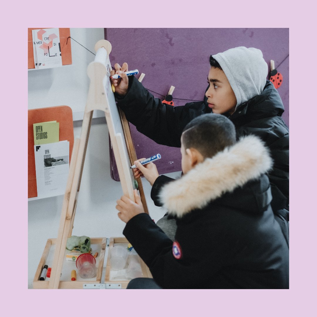 Fondation Fiminco (@ffiminco) on Twitter photo MERCREDI FOLIE
La Fondation réouvre ses portes au mois de février !
Venez en famille vous détendre, lire des livres, découvrir la <a href="/microfolie/">Micro-Folie</a> et les nouveaux ateliers concoctés par notre équipe de médiation.
Entrée libre à partir de février tous les mercredis entre 14h et 17h30 MERCREDI FOLIE
La Fondation réouvre ses portes au mois de février !
Venez en famille vous détendre, lire des livres, découvrir la <a href="/microfolie/">Micro-Folie</a> et les nouveaux ateliers concoctés par notre équipe de médiation.
Entrée libre à partir de février tous les mercredis entre 14h et 17h30