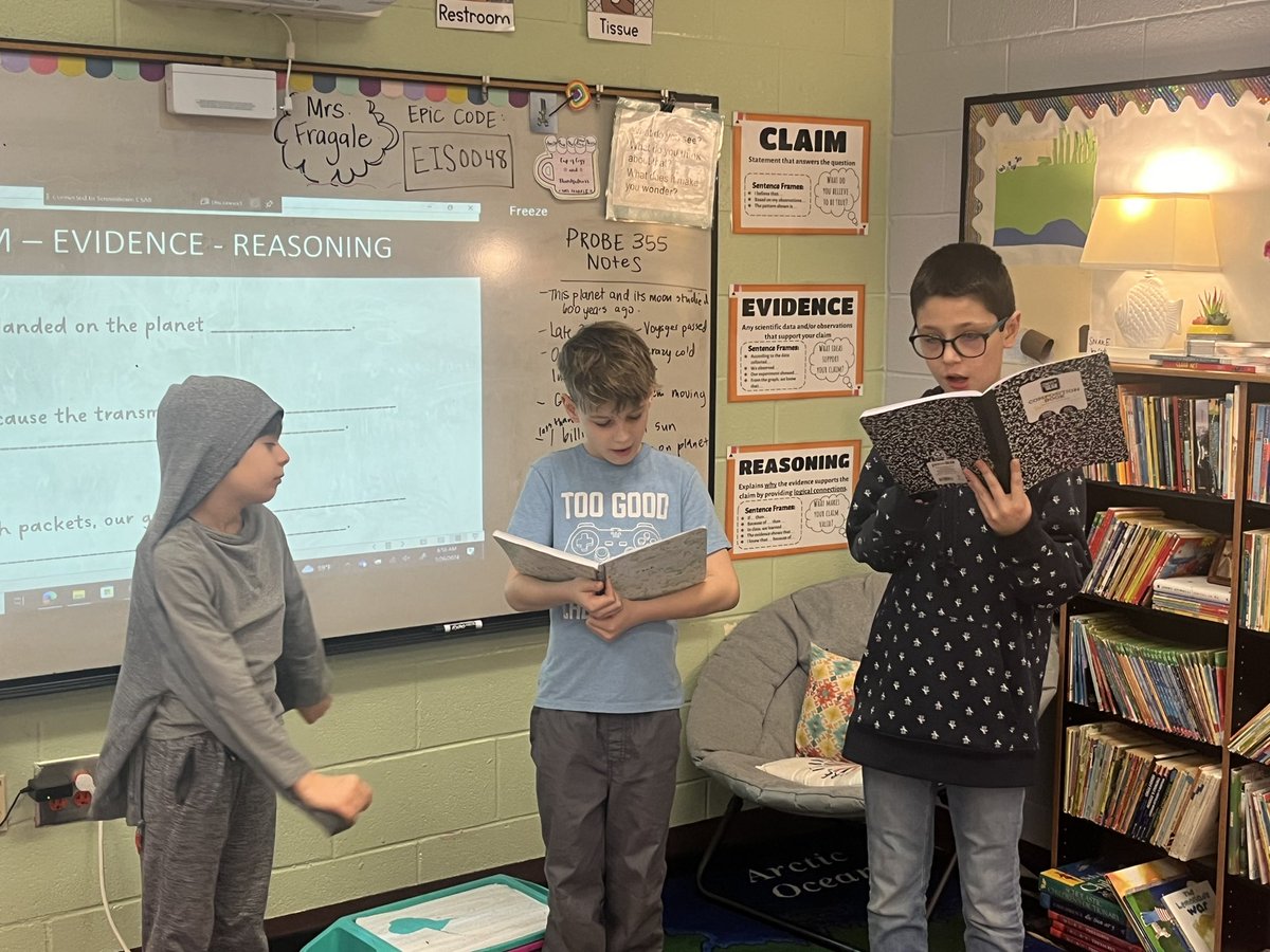 Lizzie Fragale tweet media