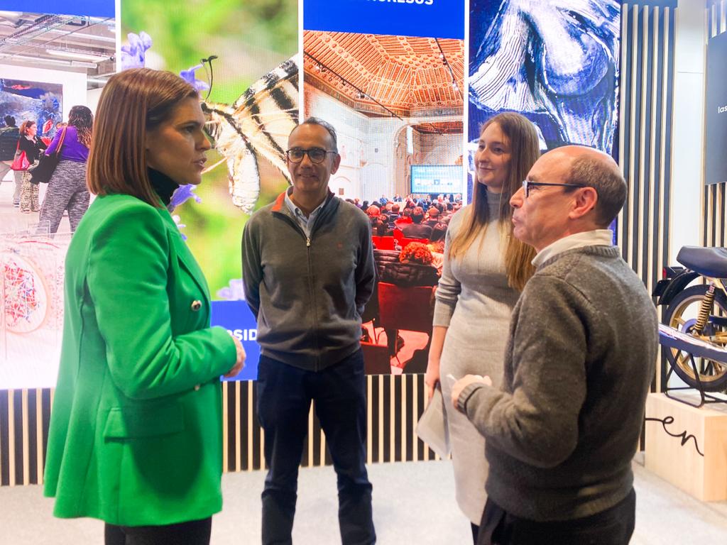 iq_humor's tweet image. ¡Estamos en #FITUR2024 ! 
Descubre el Instituto Quevedo de las Artes del Humor de la @FGUAes en el Stand del Ayuntamiento de Alcalá de Henares @AytoAlcalaH   #IQH #FITUR2024 #AlcaláDeHenares