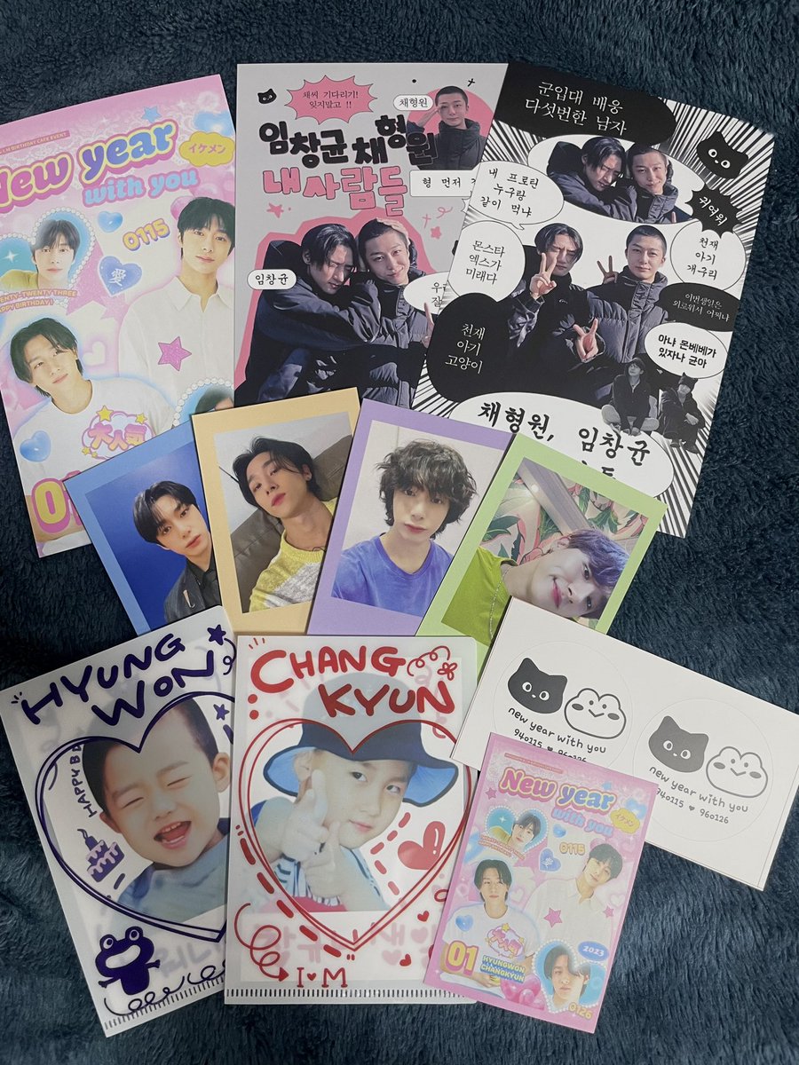 b1u2print's tweet photo. 세트를 사야 하는 이유 귀엽긴 때문임 특전 중에서 개인적으로 가장 귀여웠던 것 중 하나
#채형원_임창균_내사람등
#언제까지나_워니규니랑 https://t.co/u3iIJeL2zC