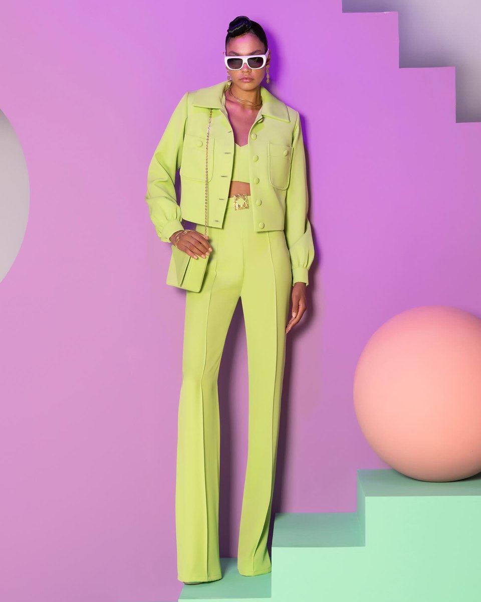 najasaade's tweet photo. A striking unmatched presence in this bright green crop top paired with pants and a coordinating bolero.

From “Life in Colors” Naja Saade’s Ready-To-Wear Spring Summer 2024 collection.

Discover more on https://t.co/Unid6syCey

#najasaade #lifeincolors #rtw #ss2024 #rtwss24 https://t.co/nKlOZzaODs