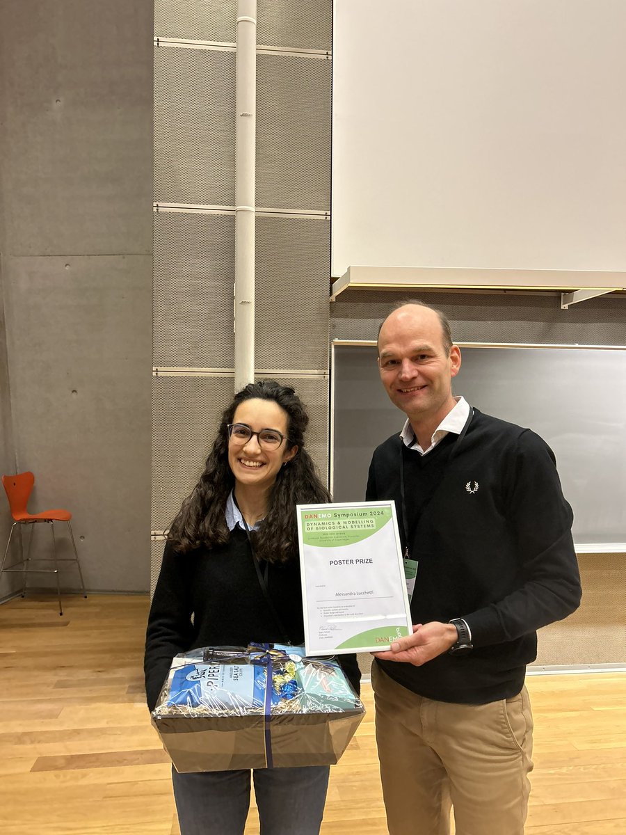 The DANEMO Symposium 2024 is now over - we ended the symposium by handing out this years Poster Prize. The winner was chosen by all the participants - the winner is Alessandra Lucchetti with her poster on ‘Entertainment and multi-stability of the p53 oscillator in human cells’