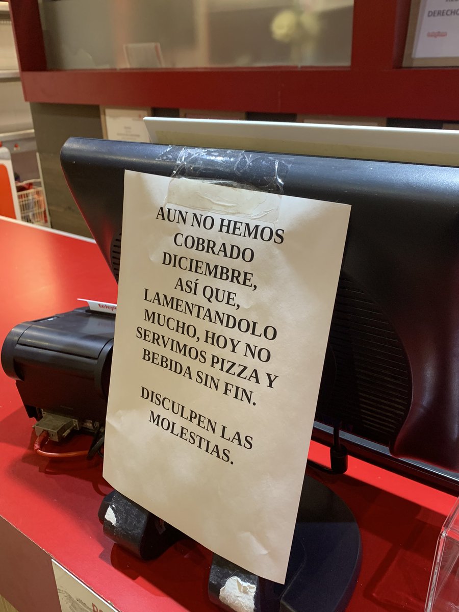 es casi febrero y <a href="/telepizza_es/">Telepizza España 🍕</a> lleva sin pagar a sus trabajadores desde diciembre, no creo que mi tweet pueda hacer mucho pero la próxima vez que tenga que decidir pizzería me lo pensaré dos veces antes de volver
