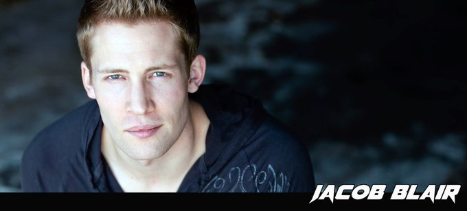 ELeeZimmerman's tweet photo. It's Jacob Blair's birthday! https://t.co/4zxQNoaVsR #SciFi #Syfy #Fantasy #Actor #Stargate #V #TheDayTheEarthStoodStill
@Jacoblair 

!!! Please Retweet !!! https://t.co/KKbhnr5usX