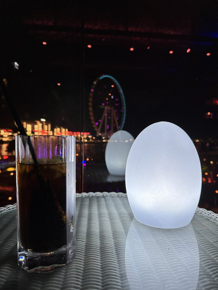 CheekyNickX's tweet photo. Chilling after a busy week here in #dubai meeting with #crypto projects and settling into our new CheekyLife in the UAE! https://t.co/M9pXZ1u58e