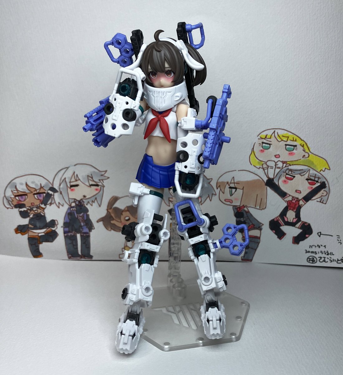 メガミデバイス　ガンナー　組んだ
Wismの新機軸のワクワク Solの革新したヘッドパーツ　朱羅のフェチズム多め感　カオプリのブロックトイ感　バレットナイツの装着する武装のかっこよさ
ここら辺を合成してヘキサギア感も出してきてるのが新しい！ってニューロンがゆんゆんして最高だった