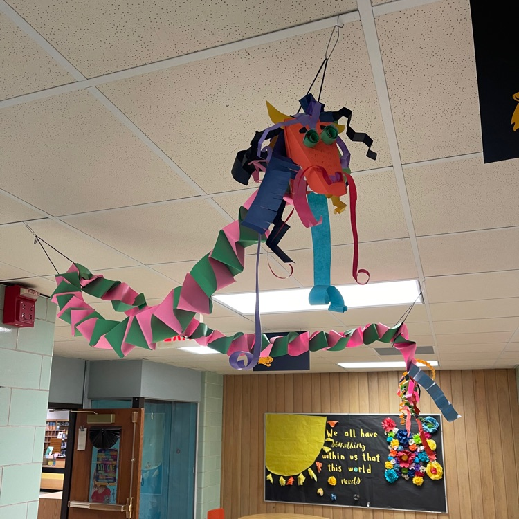 💛8th graders are crafting their own magnificent dragons 🐉 as part of their study of the Lunar New Year. 🖤

💡Our hallways are soaring to new heights, just like our bright and talented students!

#ShineOn!
#YourCommunitySchools