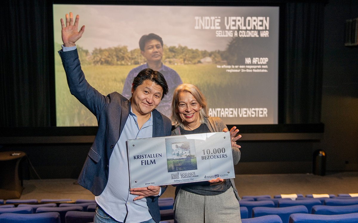 🎉 10 duizend bezoekers voor de documentaire INDIË VERLOREN...🎉 Regisseur In-Soo Radstake nam vanmiddag hiervoor de Kristallen Film Award in ontvangst.

👀Nog niet gezien? Kijk nu waar deze film draait via ➡️ 

📸©Nederlands Film Festival/Friso Spoelstra