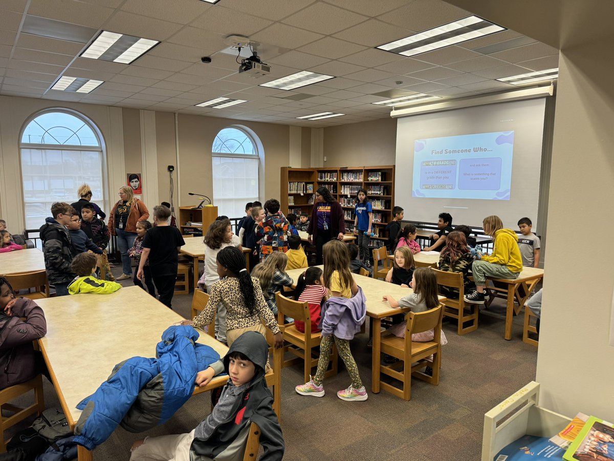 pmwirth's tweet photo. It’s Den’s Day @IPSPark82!! Students and staff mixing it up into smaller communities to build relationships across the school! @AleesiaLJohnson @LelaSimmons19 @Erob624 https://t.co/05lZHXKfDi