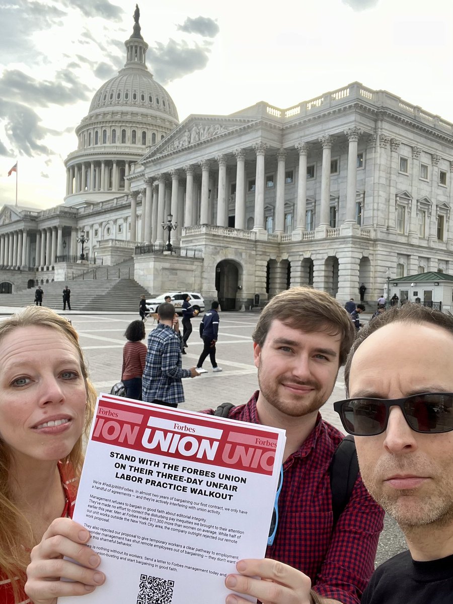 🇺🇸🦅🛎️🎆🫡👩‍⚖️🧑‍⚖️👨‍⚖️⚖️

Our D.C. members posted flyers around the Capitol! #FedUpWithForbes