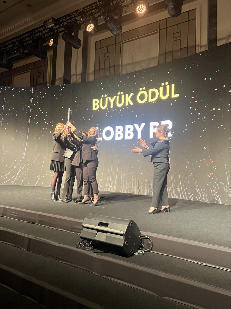 Bir ilki başararak beşinci kez “Yılın İtibar Kazandıran PR Ajansı” olan Lobby PR, The ONE Awards’da “Büyük Ödül” sahibi olan ilk ajans olarak tarihe geçti.
youtube.com/watch?v=3GZgF6…