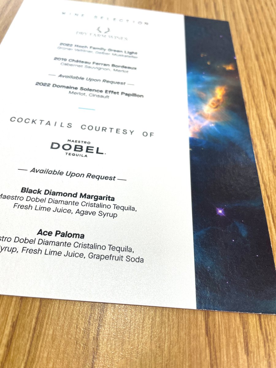 LifeInColors_'s tweet image. 🌟 Unveil a world of sophistication with our 2-ply invitations featuring the exquisite Stardream paper! 😶‍🌫️🌠 Elevate your special moments with the premium touch of Stardream, a paper that adds a shimmering elegance to every invite.