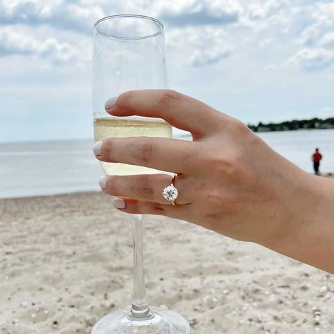 Whiteflash's tweet image. &quot;You, me, and the ocean. Today and forever...&quot;🌊 She said YESS!! 📷 Congratulations Andrew and Kim!   

#FridayVibes #Shesaidyes #howheasked #BemyValentine