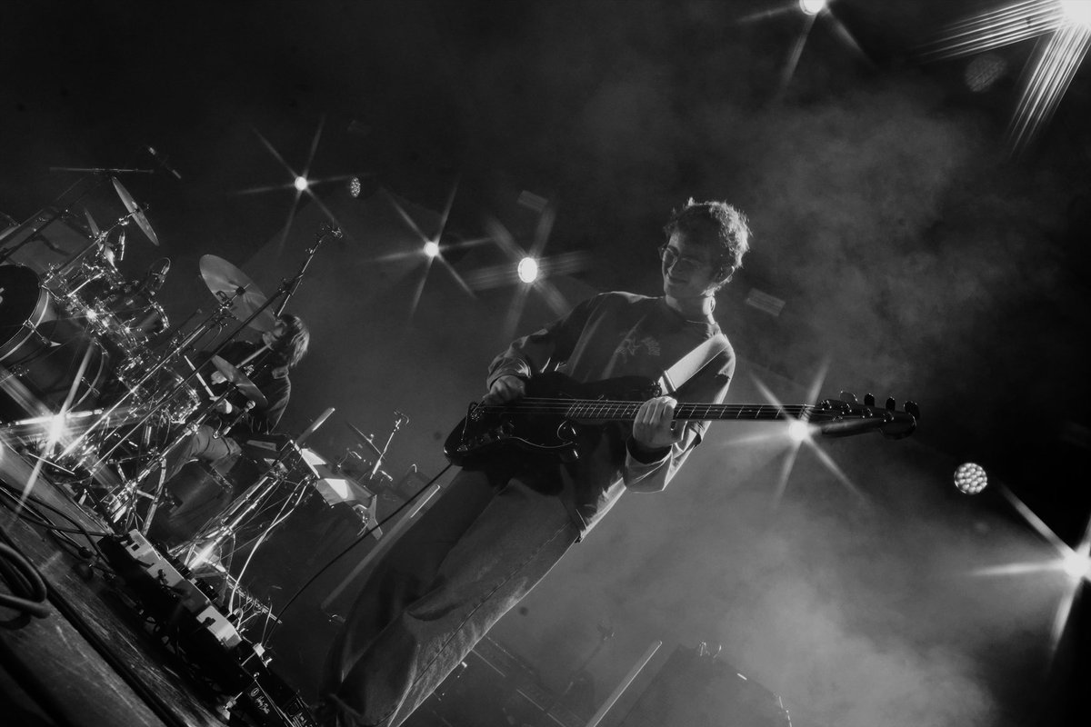 Absolute dream time playing Berlin last night opening for @slowdiveofficial 🖤 Thanks to Alexandra Layer for capturing the moment 📸 Tour continues tomorrow in Warsaw 🙃