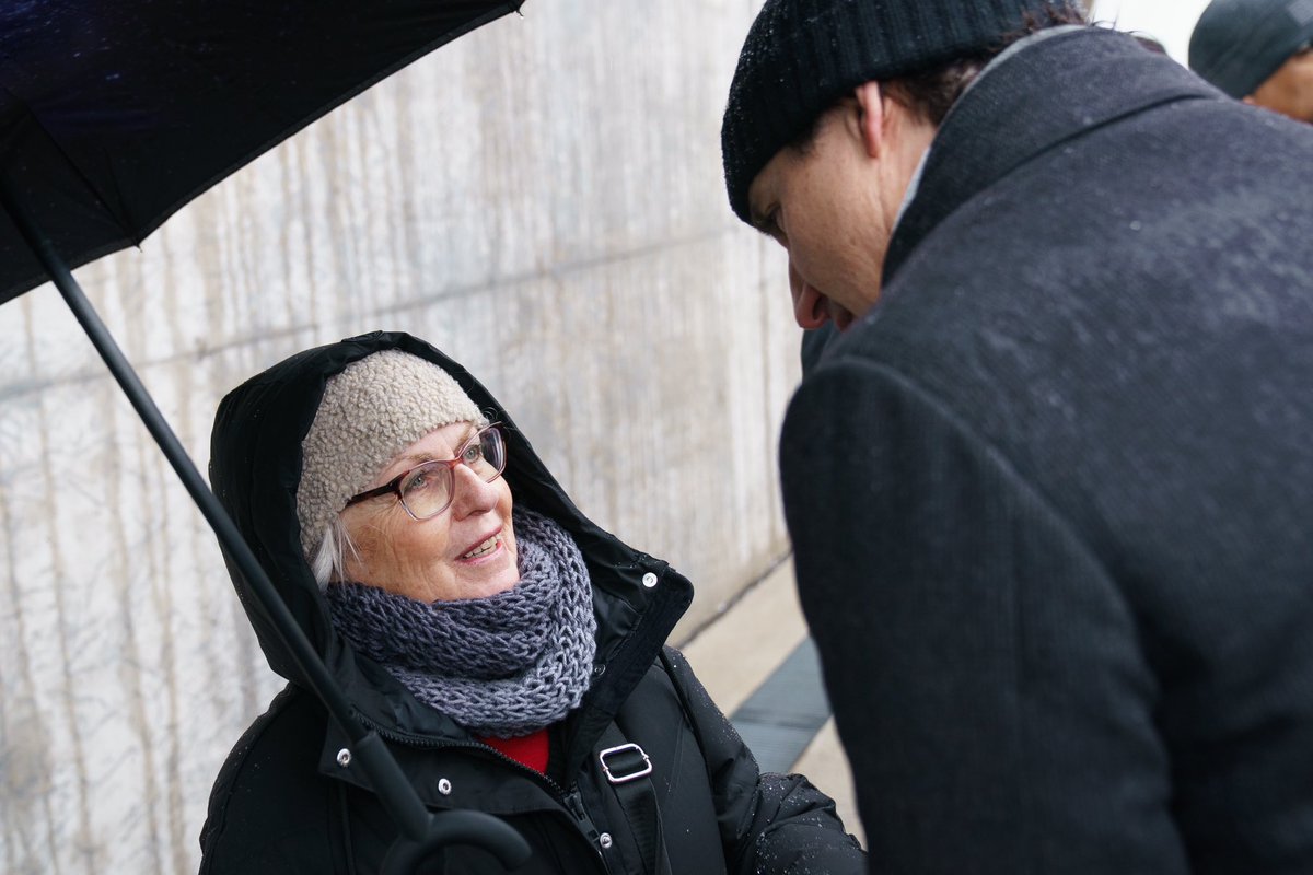 Justin Trudeau tweet media