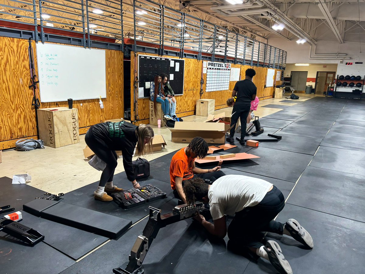 PretzelS&C tweet media