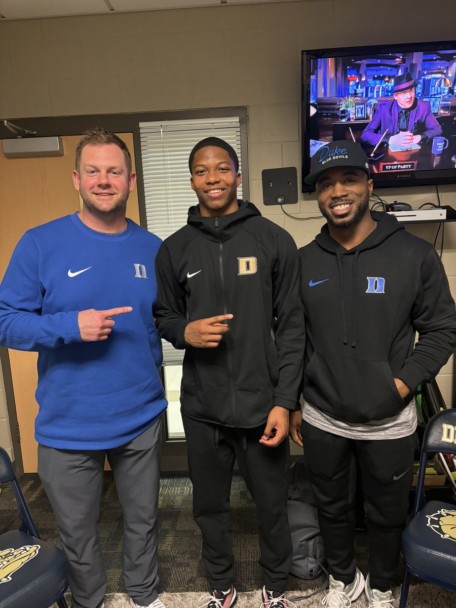 Kaleb Lanier (@kaleblanier) on Twitter photo All Glory To God! After a great conversation with <a href="/CoachPatke/">Jonathan Patke</a> and <a href="/VBentley_2/">V'Angelo Bentley</a> I am blessed to receive an offer from Duke University! #BleedBlue <a href="/dareu_i/">i-DareU Academy Inc.</a> <a href="/RecruitGeorgia/">Recruit Georgia</a> @SWiltfong247 <a href="/adamgorney/">Adam Gorney</a> <a href="/ChadSimmons_/">ChadSimmons</a> <a href="/CoachFelton1/">Coach Felton</a> <a href="/Coachlewis24DBU/">Coach Lewis</a> <a href="/jwindon35/">Joe Windon</a> <a href="/NEGARecruits/">Northeast Georgia Recruits</a> <a href="/AdamRoweTDD/">Find me elsewhere</a> All Glory To God! After a great conversation with <a href="/CoachPatke/">Jonathan Patke</a> and <a href="/VBentley_2/">V'Angelo Bentley</a> I am blessed to receive an offer from Duke University! #BleedBlue <a href="/dareu_i/">i-DareU Academy Inc.</a> <a href="/RecruitGeorgia/">Recruit Georgia</a> @SWiltfong247 <a href="/adamgorney/">Adam Gorney</a> <a href="/ChadSimmons_/">ChadSimmons</a> <a href="/CoachFelton1/">Coach Felton</a> <a href="/Coachlewis24DBU/">Coach Lewis</a> <a href="/jwindon35/">Joe Windon</a> <a href="/NEGARecruits/">Northeast Georgia Recruits</a> <a href="/AdamRoweTDD/">Find me elsewhere</a>