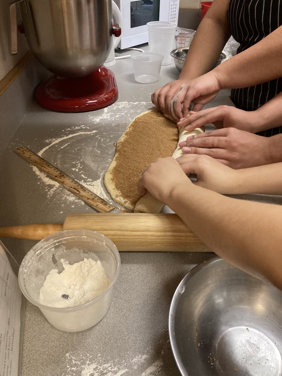 Miss Hicks tweet media