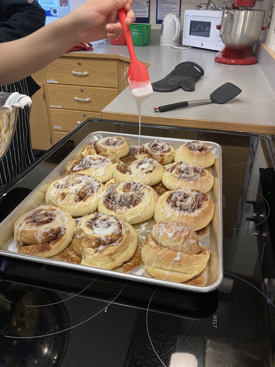 Miss Hicks tweet media