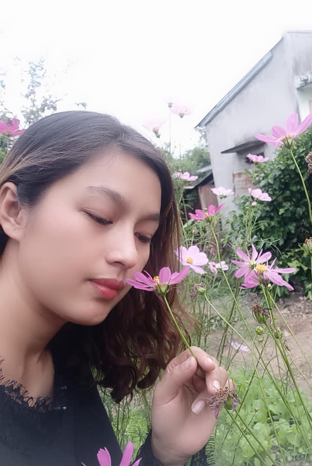 Chào buổi sáng !!! Hãy fl mình nhé!