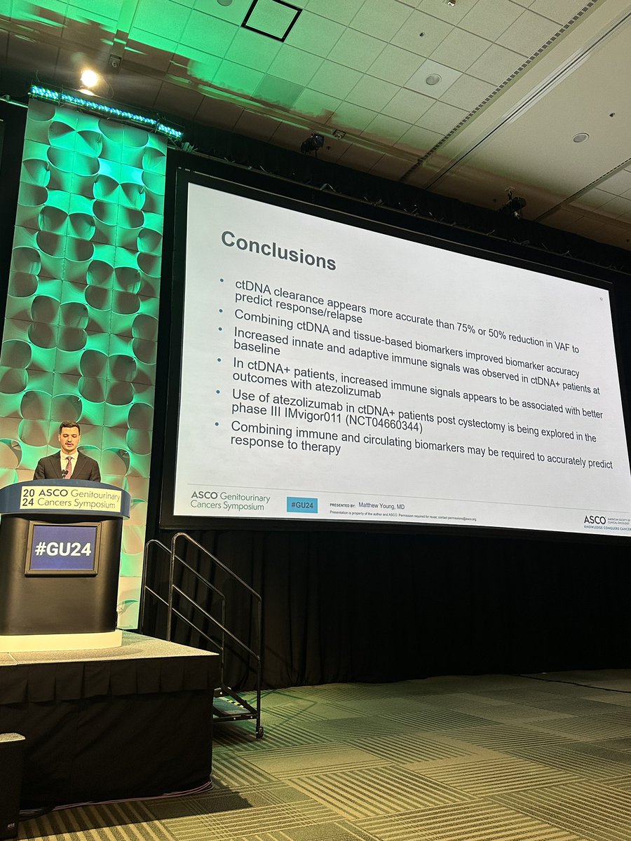 Dr Matthew Young from @BartsECMC presenting data on the predictive value of dynamic changes in ctDNA and baseline biomarkers with neoadjuvant atezolizumab in operable urothelial carcinoma. Data from the ABACUS trial. abstract 543. @tompowles1