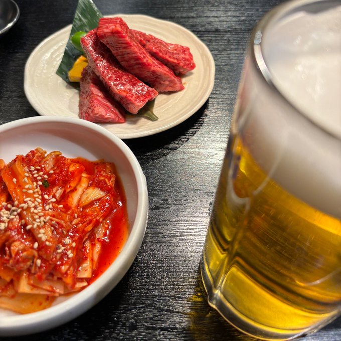 もうちょっとでフォロワーさん3万人というところで、我慢できなくなって焼肉に来ました。 