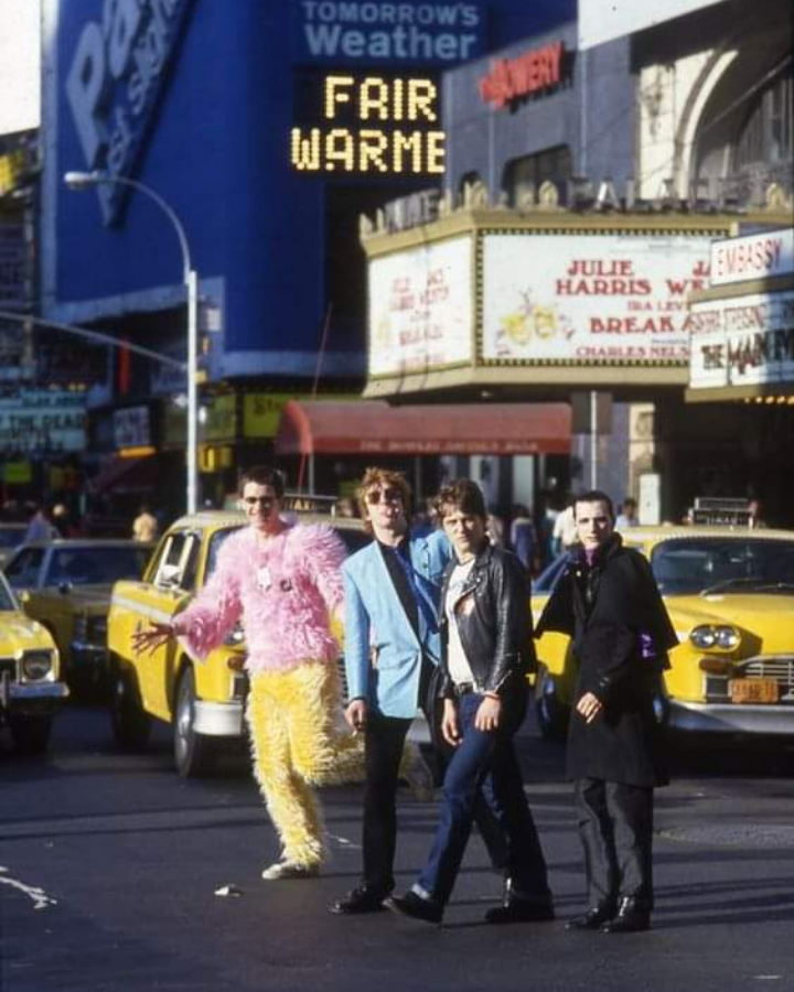 PunkRockTours's tweet photo. #fbf #TheDamned in Times Square, New York City circa 1979 - An extract from the photoshoot for the Machine Gun Etiquette album cover

📷 Unknown

#machinegunetiquette #punk #PunkRock 
#PunkRockTours https://t.co/GRmEOxqBYd