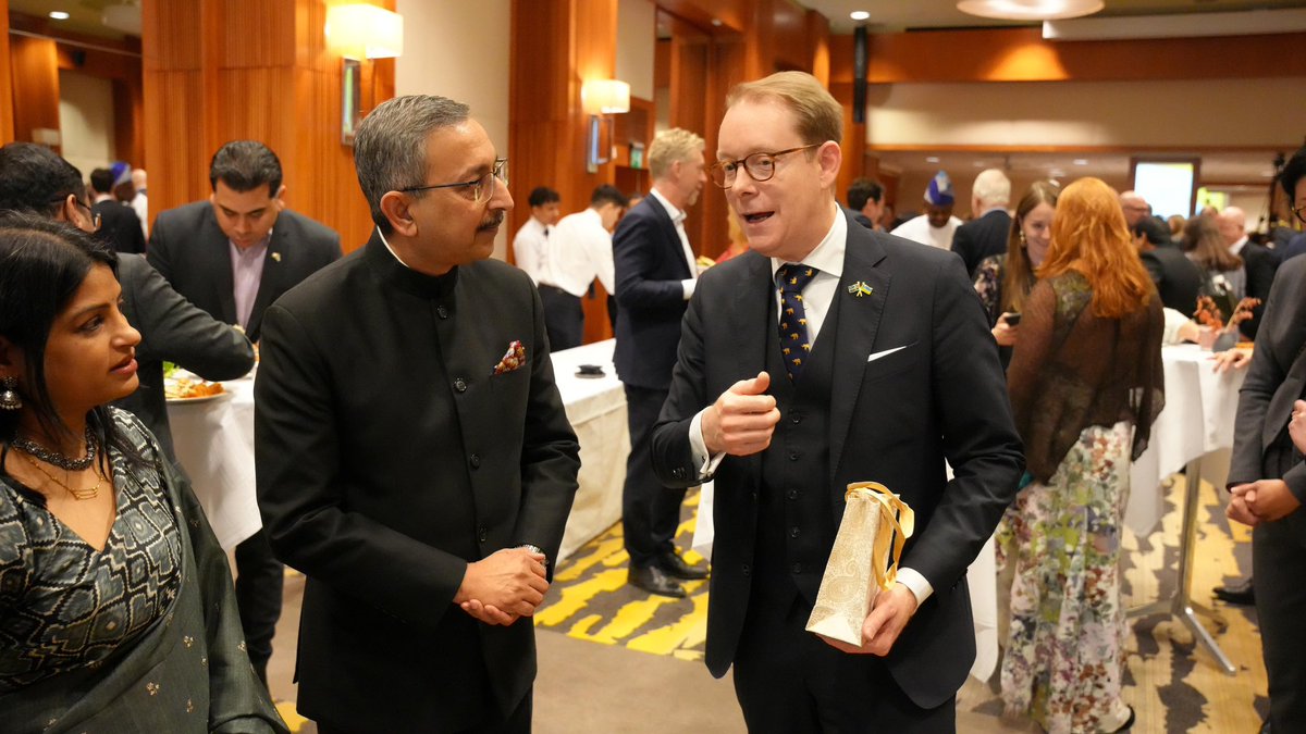 India in Sweden (@indiainsweden) on Twitter photo Hon. Foreign Minister <a href="/TobiasBillstrom/">Tobias Billström</a> speaks of ‘unprecedented’ level of political engagement b/w 🇮🇳 & 🇸🇪 at Republic Day celebration in Stockholm
Hon. Members of Riksdag, diplomats joined business leaders & diaspora
And a Bharatanatyam recital w Indian & Swedish artistes! Hon. Foreign Minister <a href="/TobiasBillstrom/">Tobias Billström</a> speaks of ‘unprecedented’ level of political engagement b/w 🇮🇳 & 🇸🇪 at Republic Day celebration in Stockholm
Hon. Members of Riksdag, diplomats joined business leaders & diaspora
And a Bharatanatyam recital w Indian & Swedish artistes!