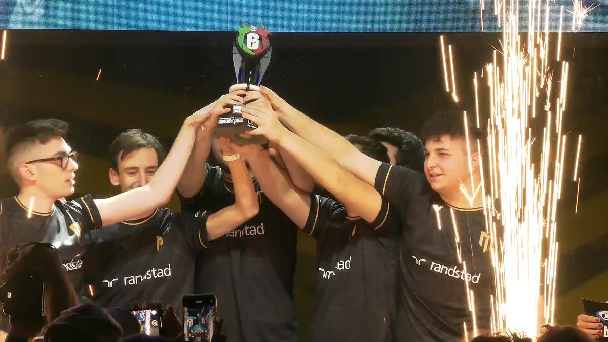 𝙨𝙤𝙧𝙧𝙮 tweet media