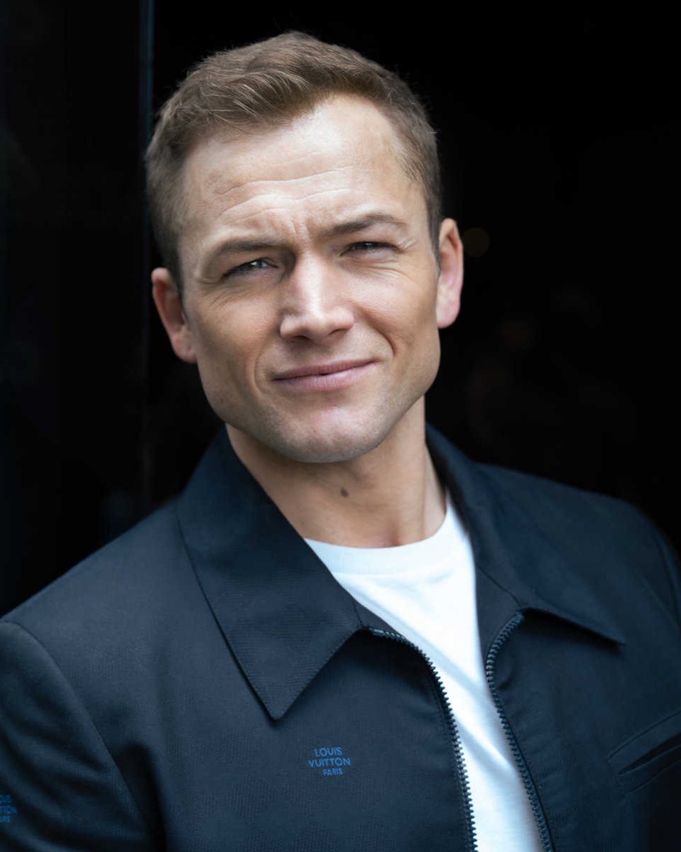 🎬 Lily LaTorre joins Taron Egerton in “She Rides Shotgun”.

The film follows ex-con Nate (Taron’s character) who must protect his daughter Polly (played by Lily) from the enemies he made in prison.

(Source: blackbearpictures.com/film-and-tv/sh…)