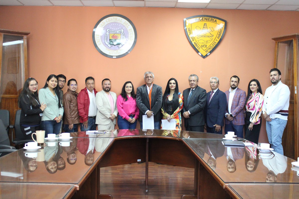 ✍️ CONVENIO
Entre #FIGEMPA y Witrust Tyerra para establecer mecanismos de cooperación interinstitucional para el desarrollo de actividades de investigación, capacitación, pasantías, prácticas preprofesionales y proyectos de vinculación con la sociedad para nuestros estudiantes.