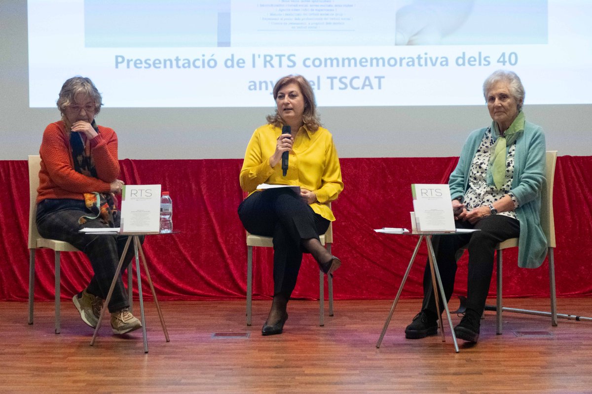 Acte de presentació de la #RTS225, un número especial que ens ha fet molta il·lusió compartir amb les companyes col·legiades, autores i directores de diferents etapes de la #revistaRTS

Podeu recuperar el vídeo de l'acte al canal #Youtube de <a href="/treballsocial1/">Col·legi de Treball Social de Catalunya</a> 
👇👇👇