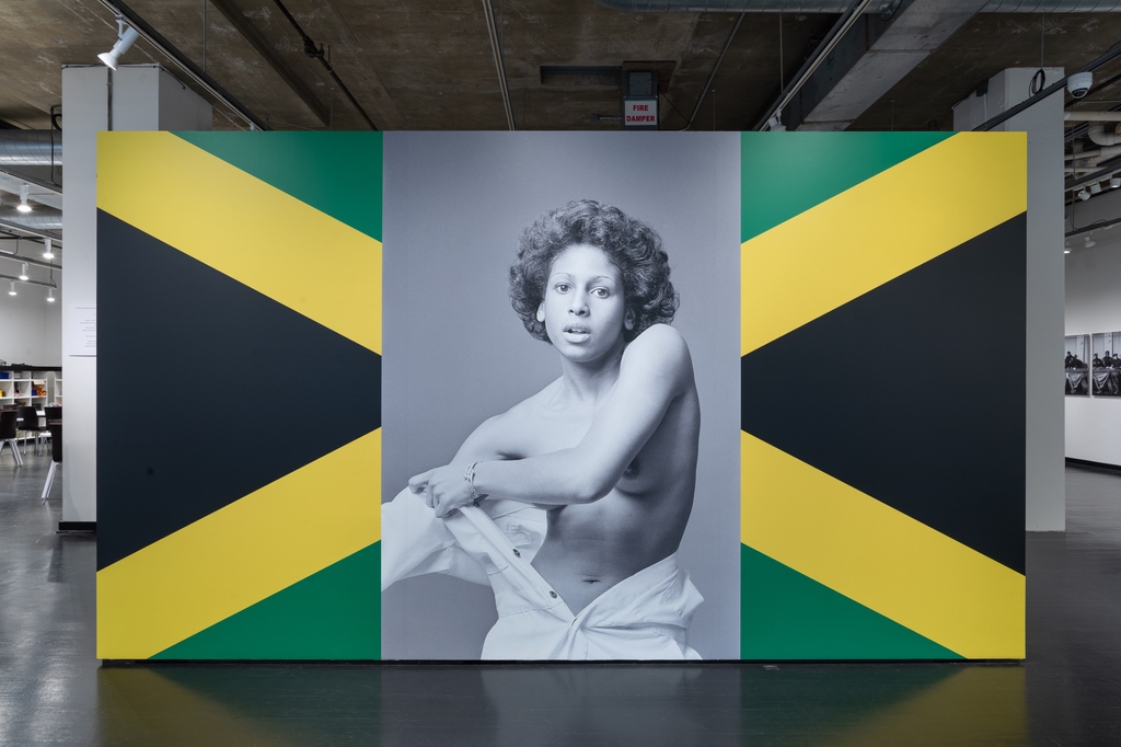 KODAlab_'s tweet photo. Closing Jan. 28, 'Ten Commandments of Renée Cox' at @Princeton. Organized by KODA, curated by @klaudiadraber.❓Who is Yo Mama? She is your mother. She is the Virgin Mary. She is Jesus. She is Rajé. She is Queen Nanny. She is Renée Cox. She empowers. https://t.co/7PPPq35u43